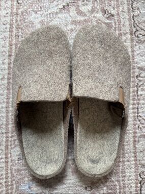 Zara Beige Wool Felt Mules